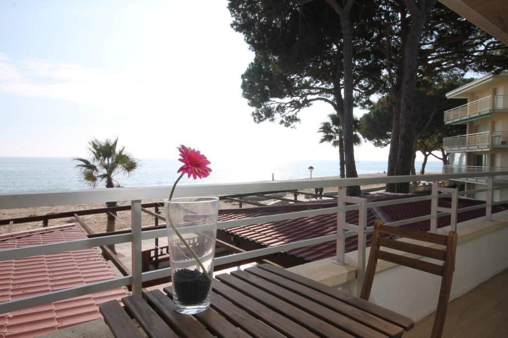 Apartamento Con Vistas Al Mar En 캠브릴스 외부 사진
