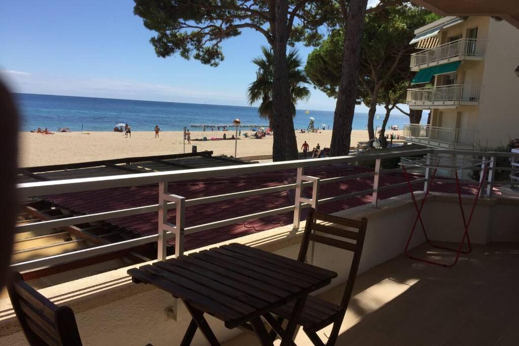 Apartamento Con Vistas Al Mar En 캠브릴스 외부 사진